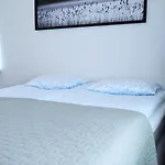 Charming 1 Bedroom In Superb Location Free Parking