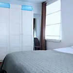 Apartman Charming 1 Bedroom In Superb Location Free Parking