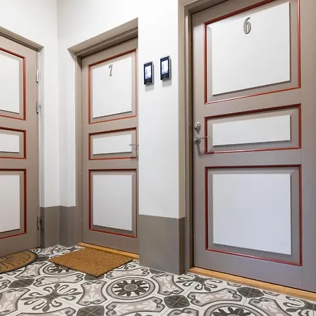 Charming 1 Bedroom In Superb Location Free Parking