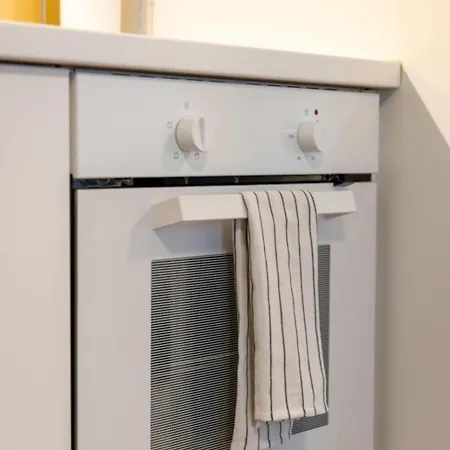 Charming 1 Bedroom In Superb Location Free Parking Tallin