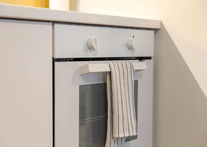 Charming 1 Bedroom In Superb Location Free Parking Tallin