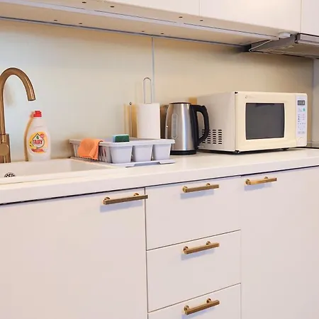 Charming 1 Bedroom In Superb Location Free Parking Διαμέρισμα