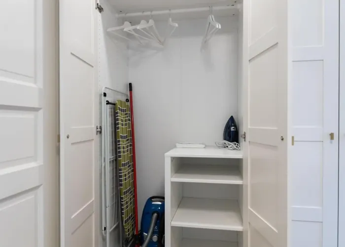 Charming 1 Bedroom In Superb Location Free Parking